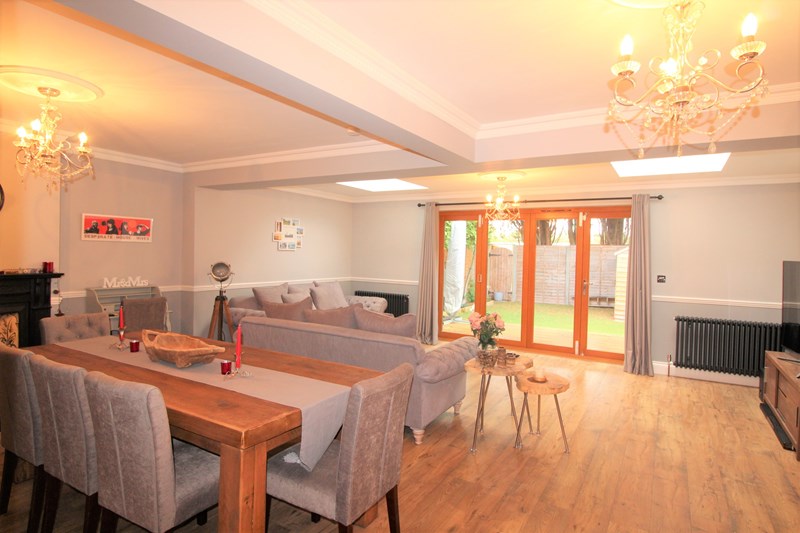 Mount View Cottages, Barnet Road, Arkley, Hertfordshire, EN5 3LB