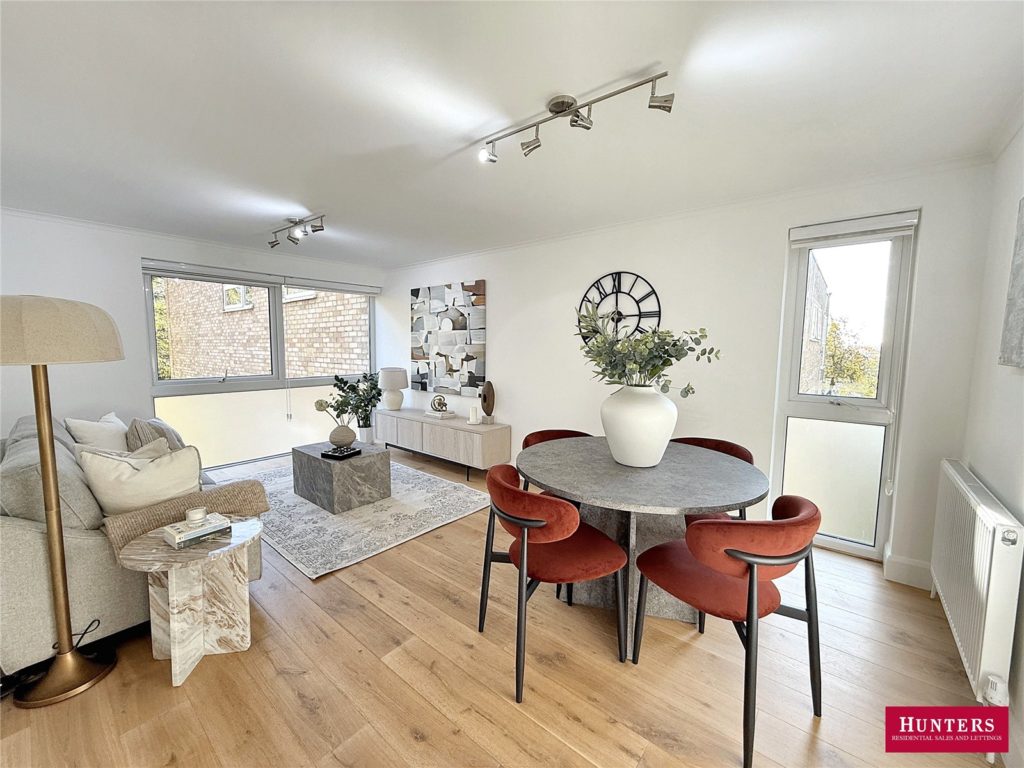 Sutherland Close, Barnet, EN5 2JL