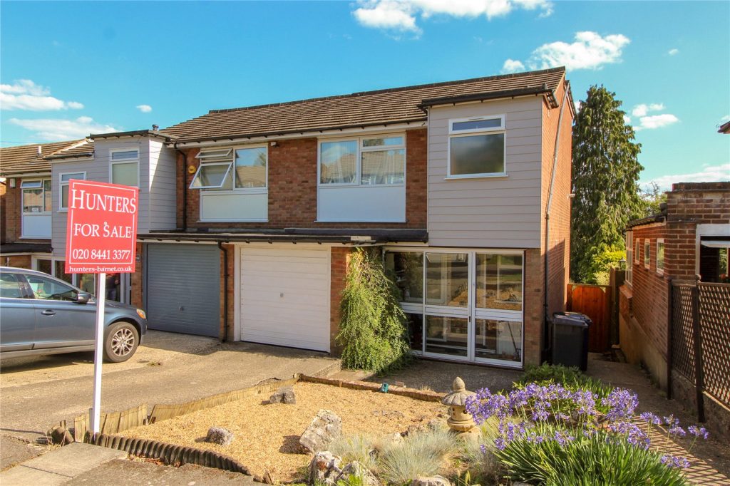 Tudor Road, New Hunters