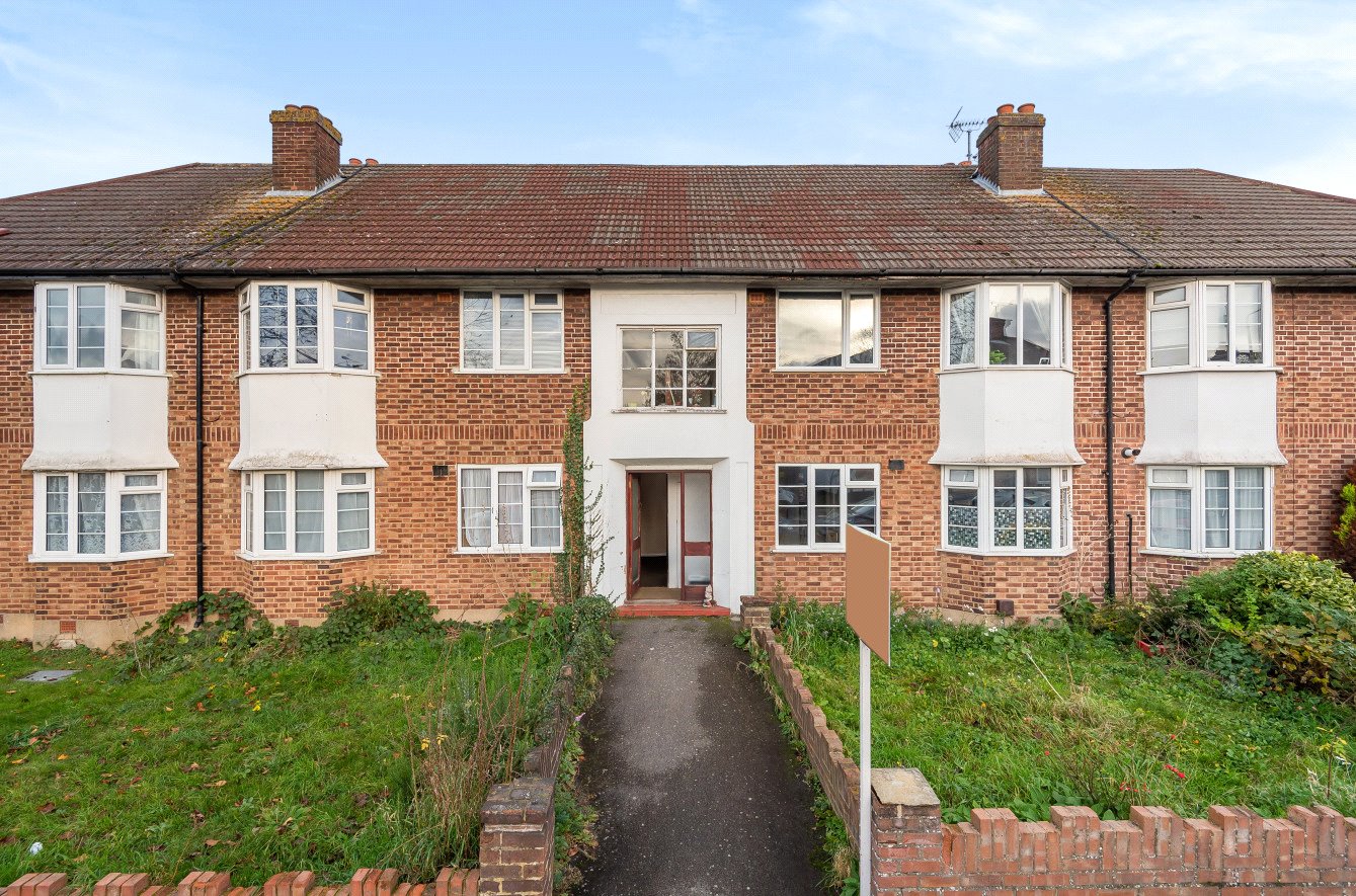 Wentworth Court, Wentworth Road Hunters