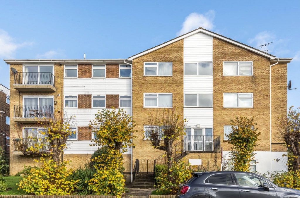 Park Road, New Hunters