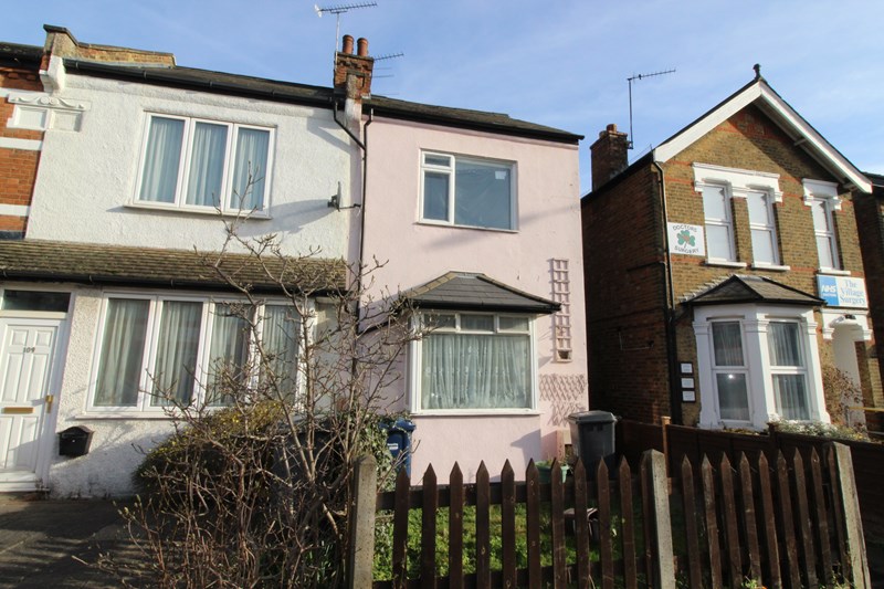 East Road, New Hunters