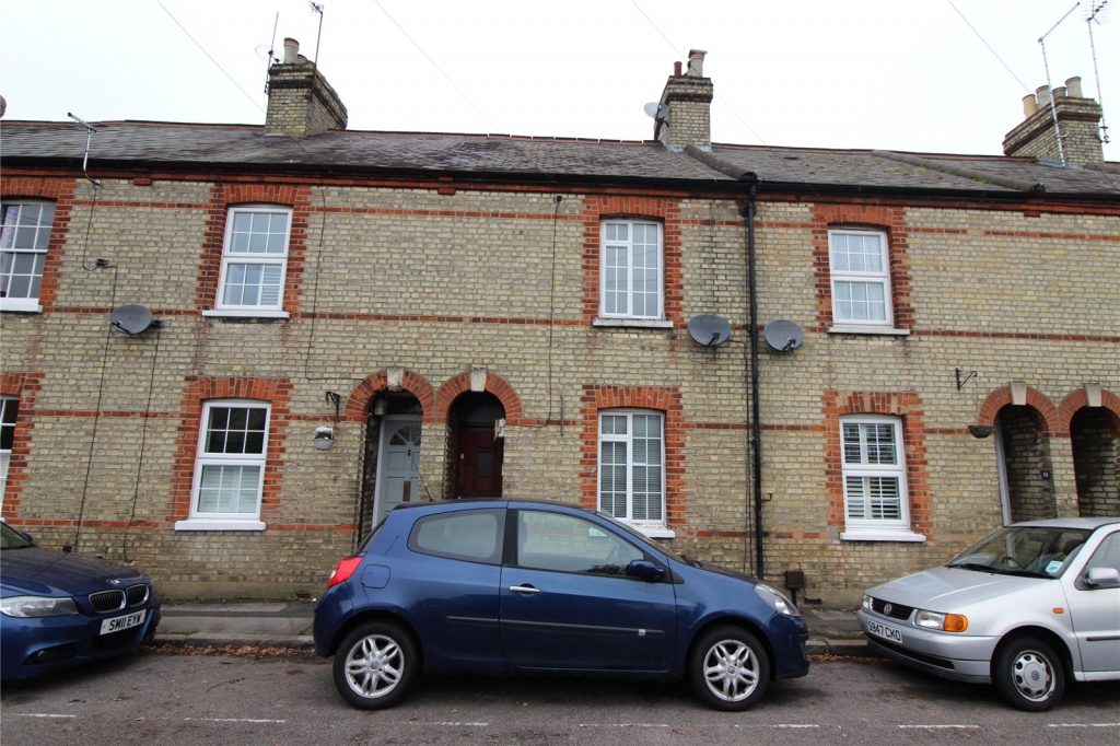 Chipping Close, Hunters