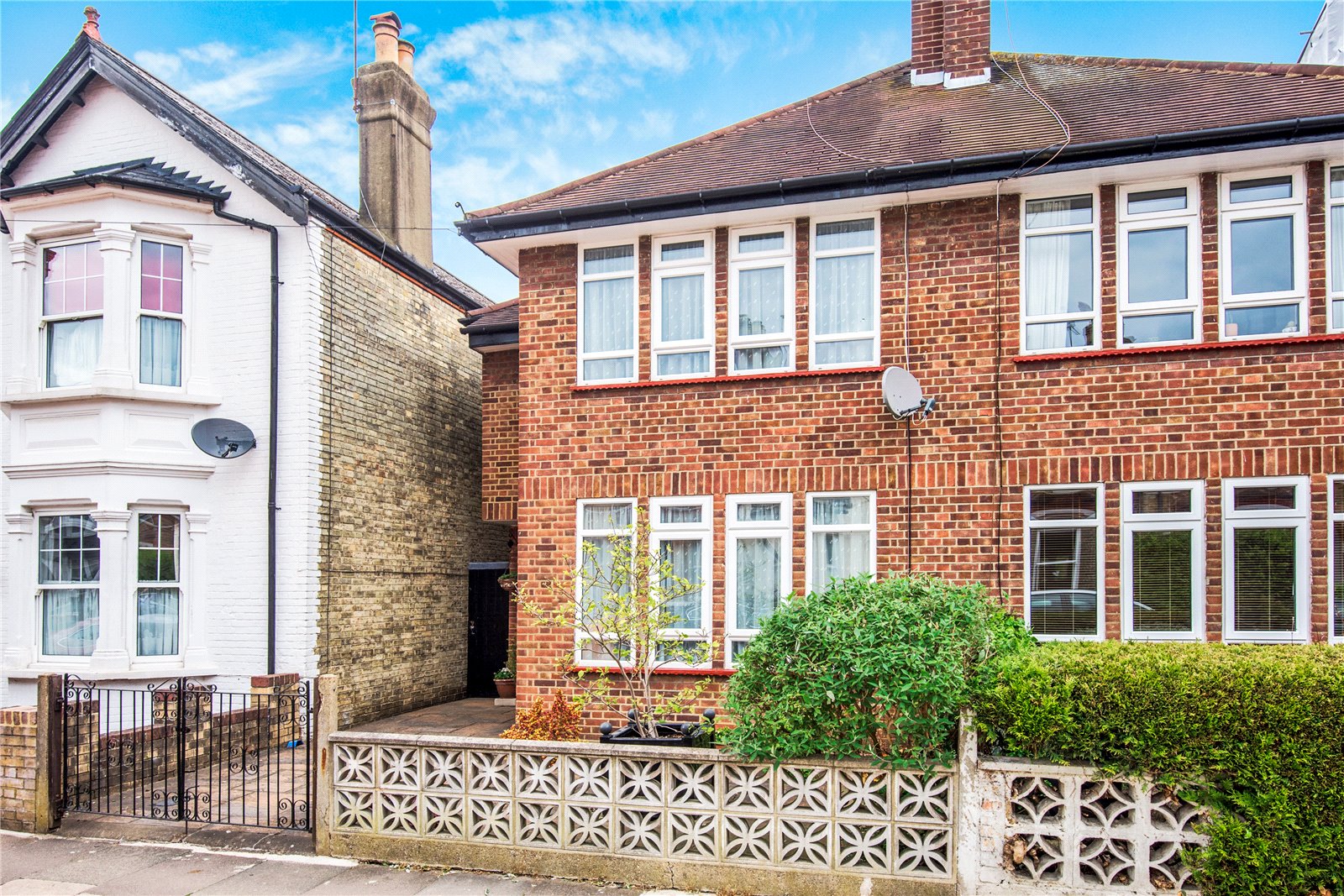 Salisbury Road, Hunters