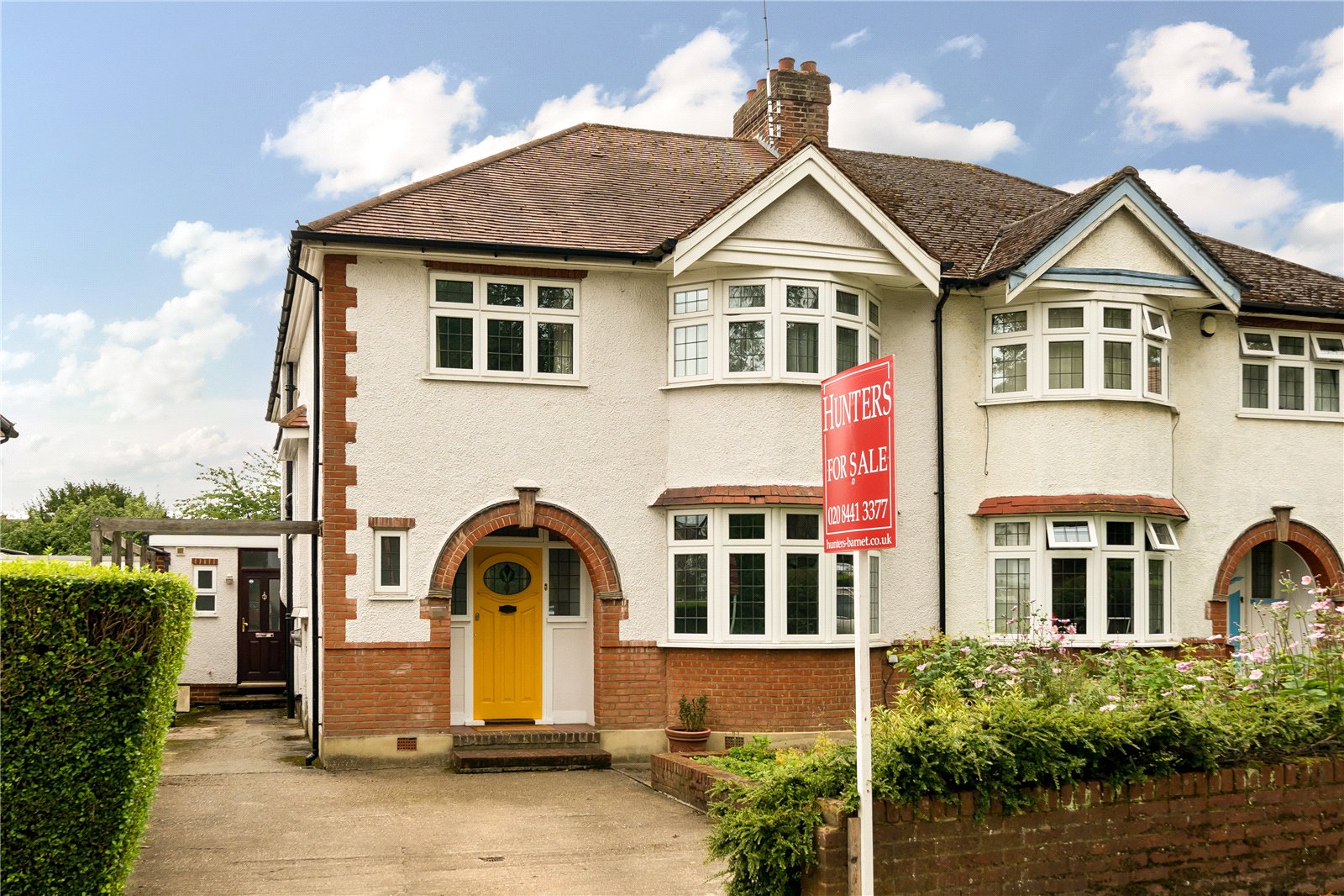 Leicester Road, Hunters