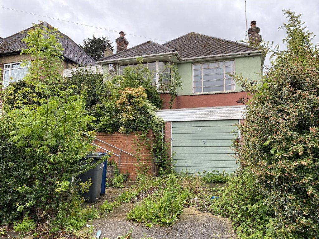 King Edward Road, Hunters