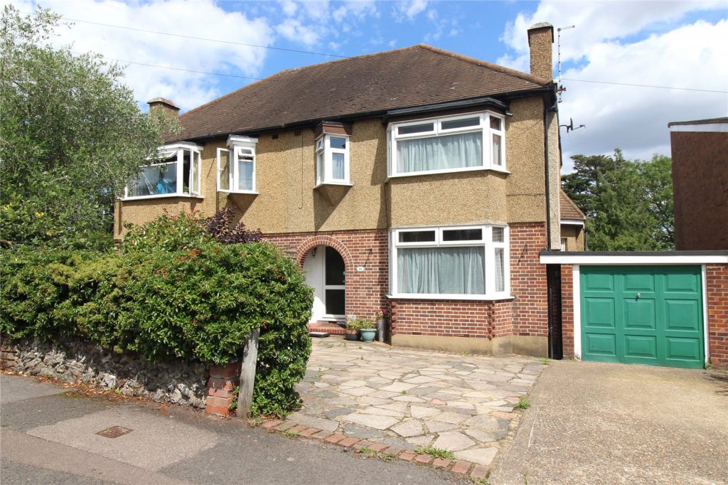 King Edward Road, Hunters