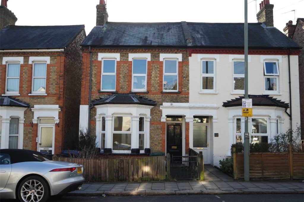 Brookhill Road, Hunters