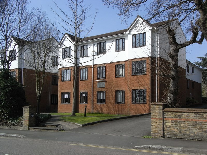 Eversholt Court, 44 Lyonsdown Road