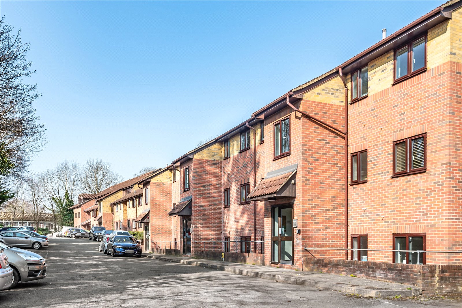 Glyn Avenue, Hunters