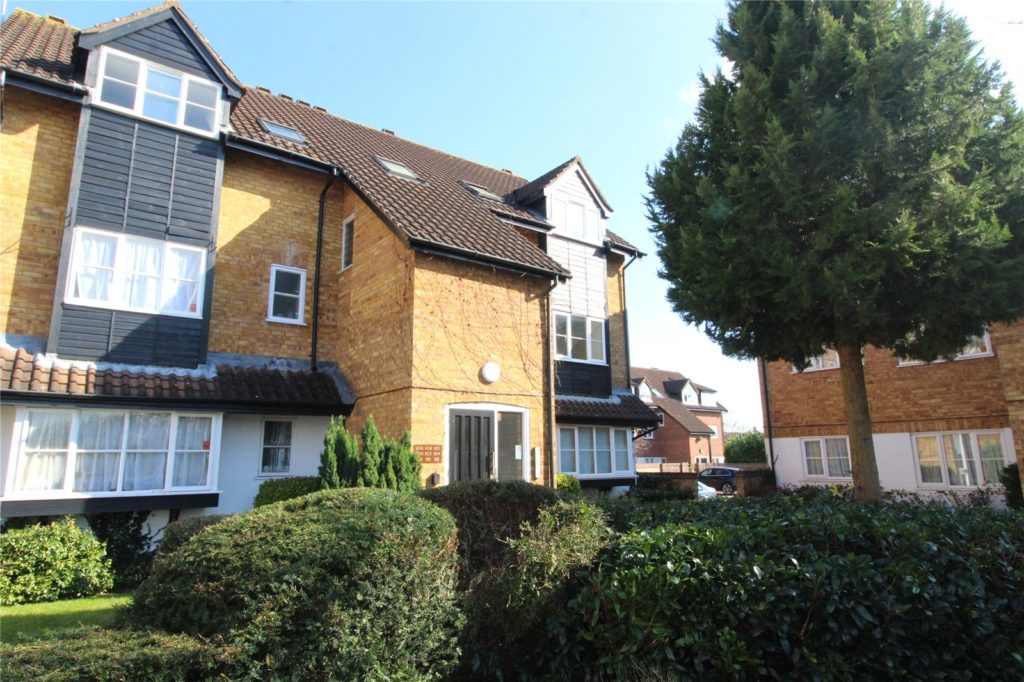 Boleyn Way, Hunters