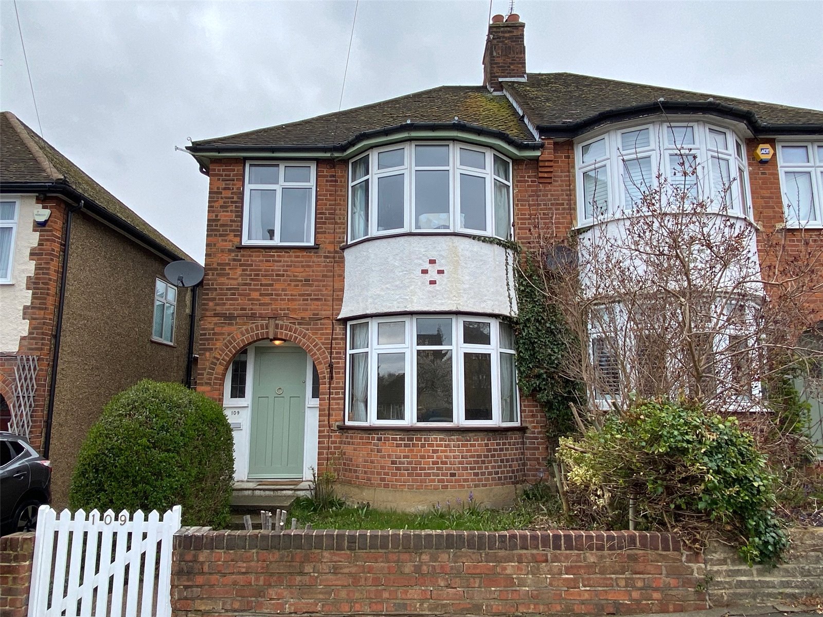 Margaret Road, Hunters