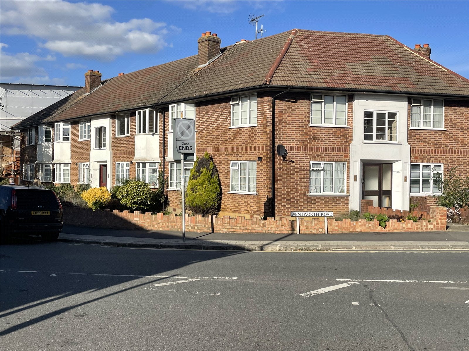 Wentworth Road, Hunters