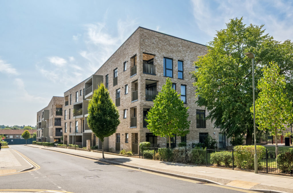 Hera Avenue, Barnet, EN5 2FQ