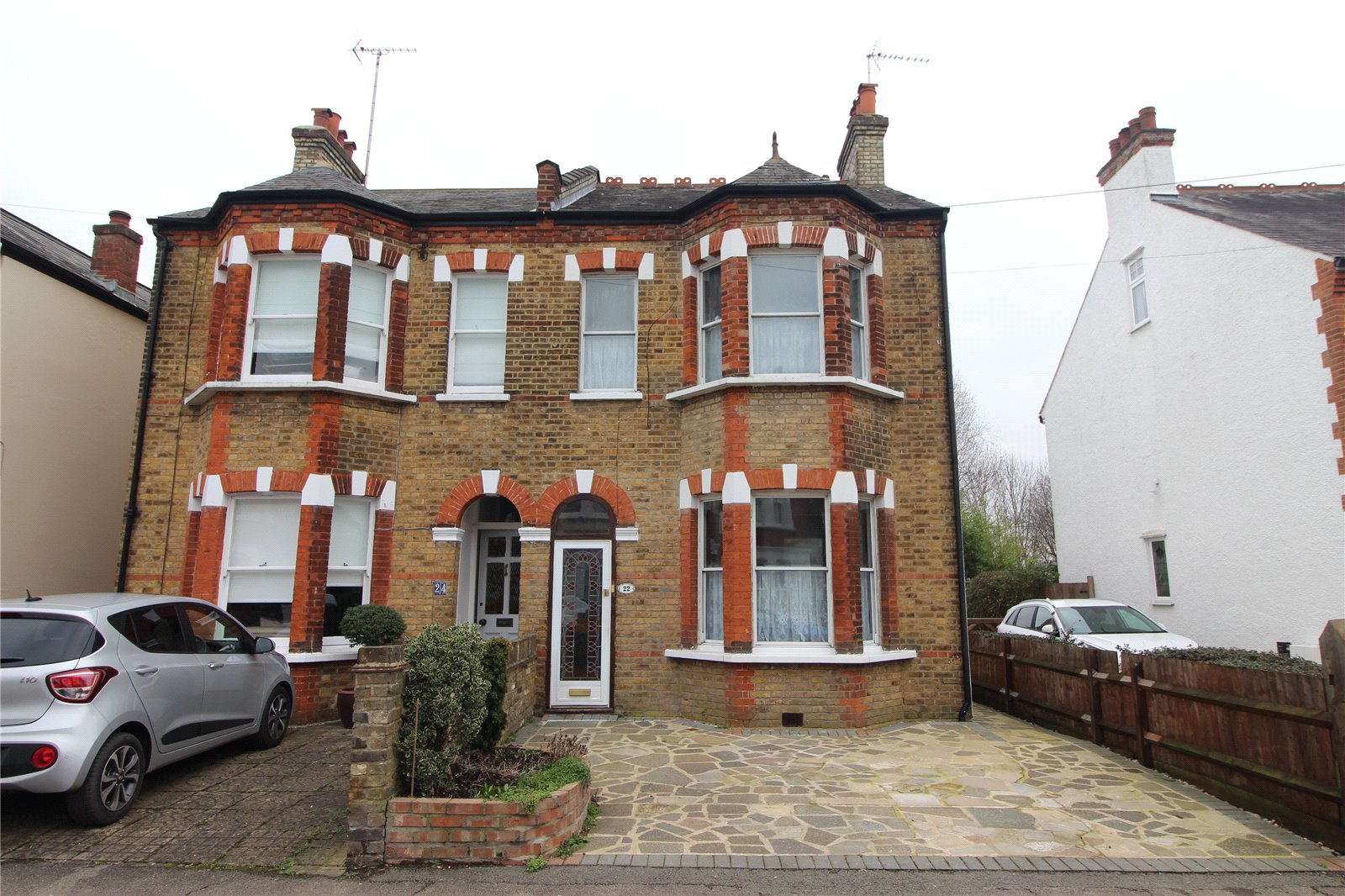 Clifford Road, Hunters