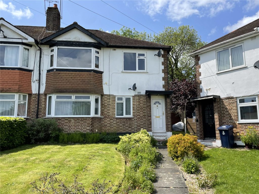 Meadway Close, Hunters