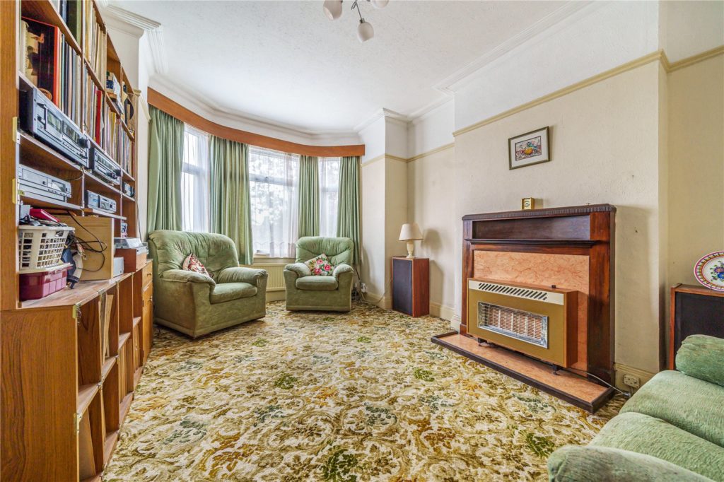 Byng Road, High Hunters