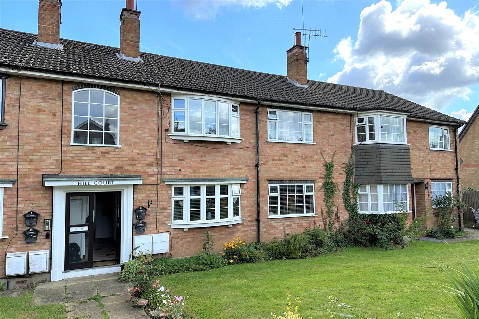 Hill Court, 99101 Crescent Road Hunters