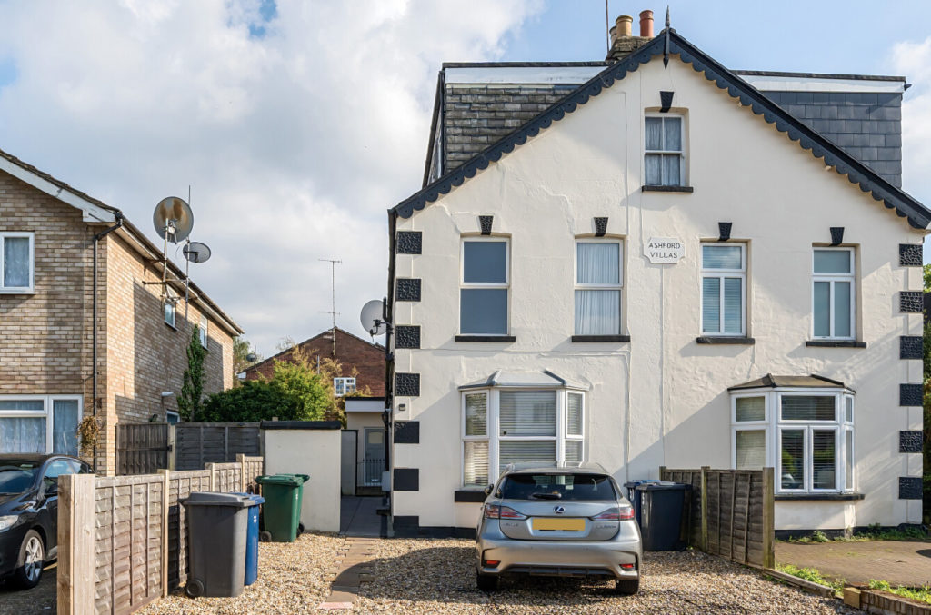 Leicester Road, Barnet, EN5 5EL