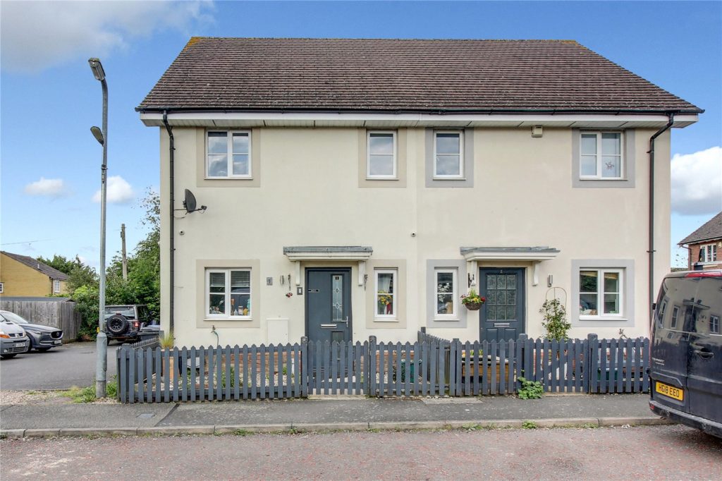 Charkham Mews, Welham Green, North Mymms, Hatfield, AL9 7EW