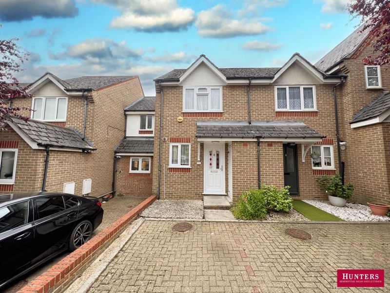 Baron Close, London