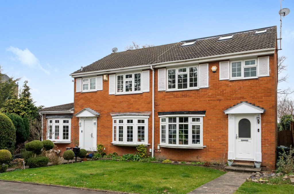 Regina Close, Barnet, EN5 4DR