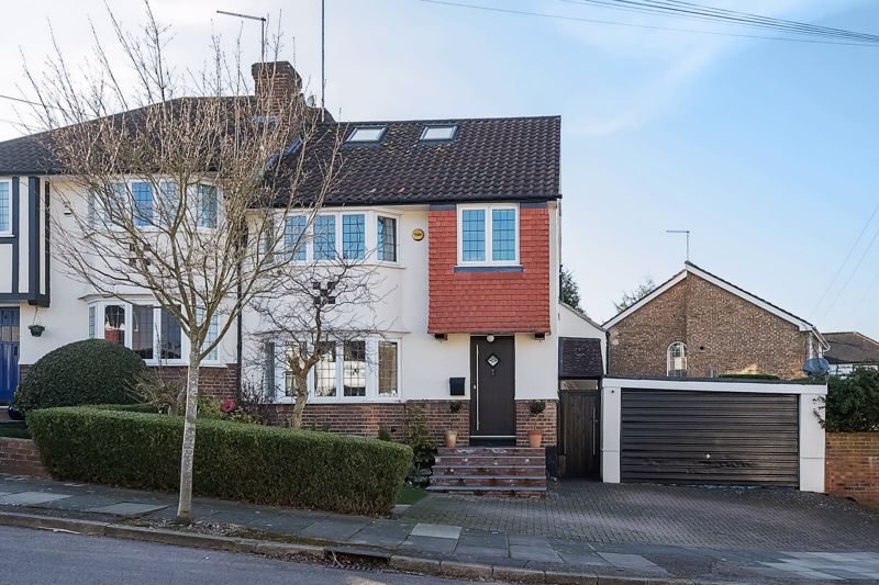 Lovelace Road, Barnet