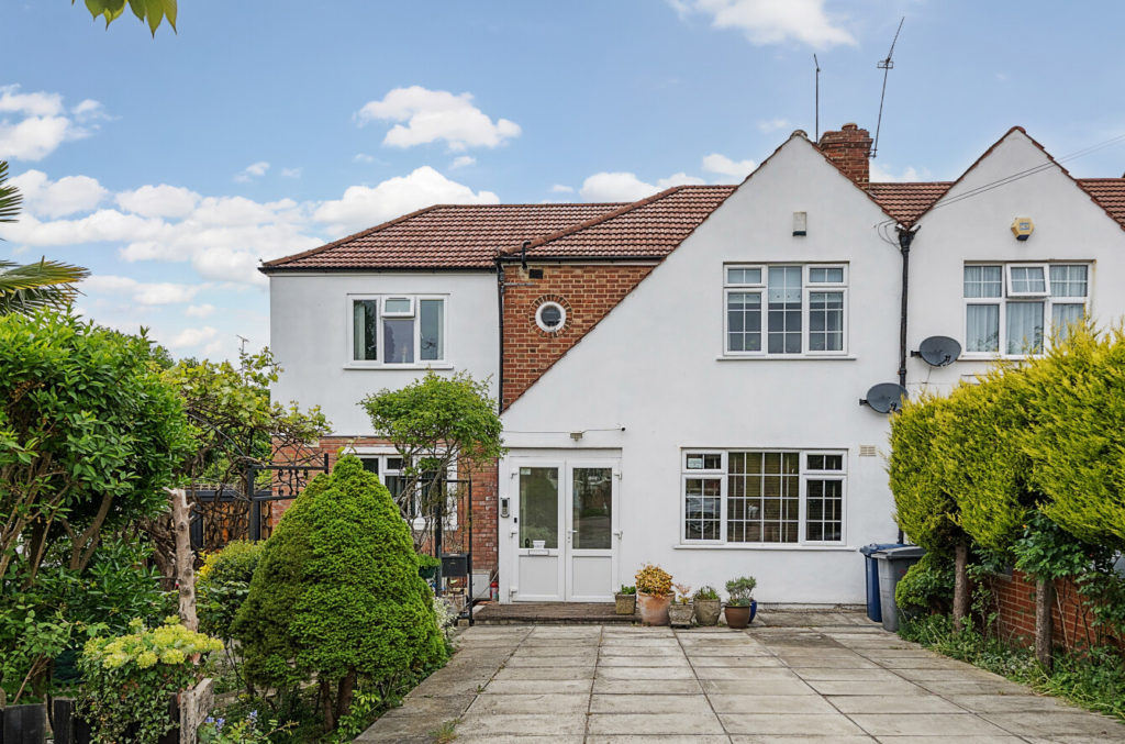 Cherry Hill, New Barnet, Barnet, EN5 1BB