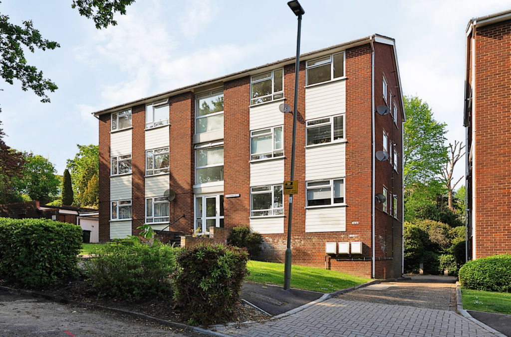 Lyonsdown Road, New Barnet, Barnet, EN5 1LS