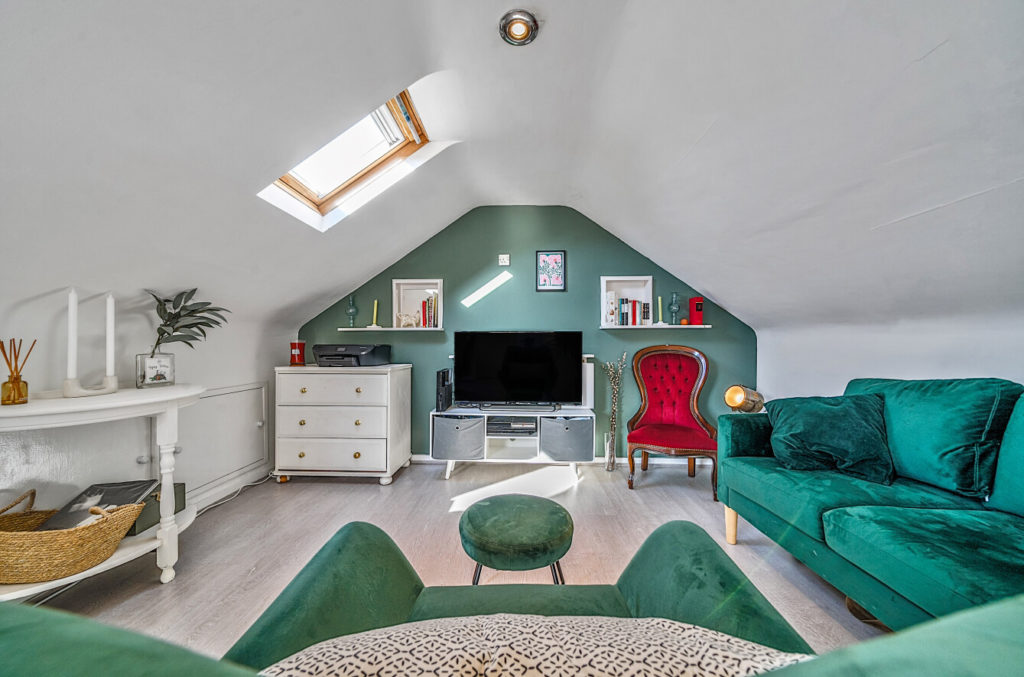 Bulwer Road, Barnet, EN5 5EX