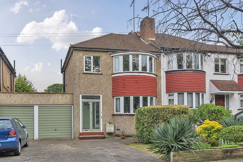 Avondale Avenue, Barnet
