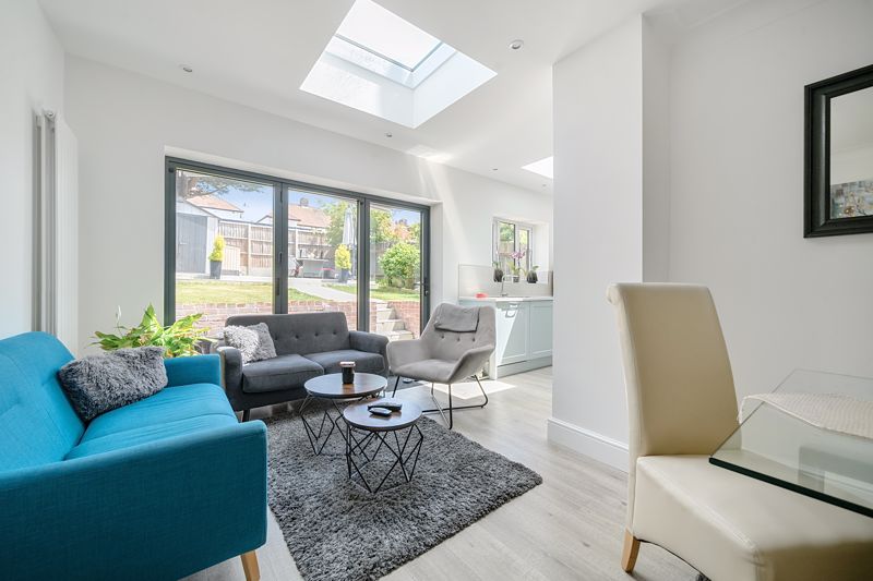 Brookside South, Barnet