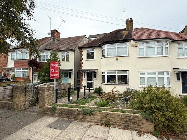 Holyrood Road, New Barnet, Barnet, EN5 1DG