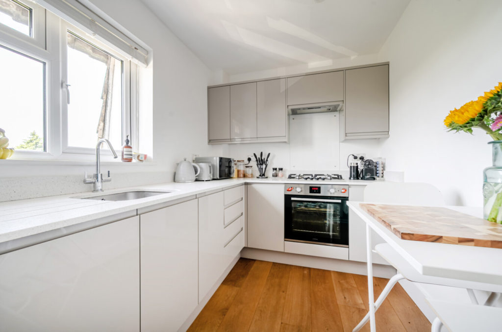 Bells Hill, Barnet, EN5 2RY