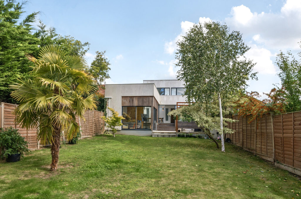 Fitzjohn Avenue, Barnet, EN5 2HP