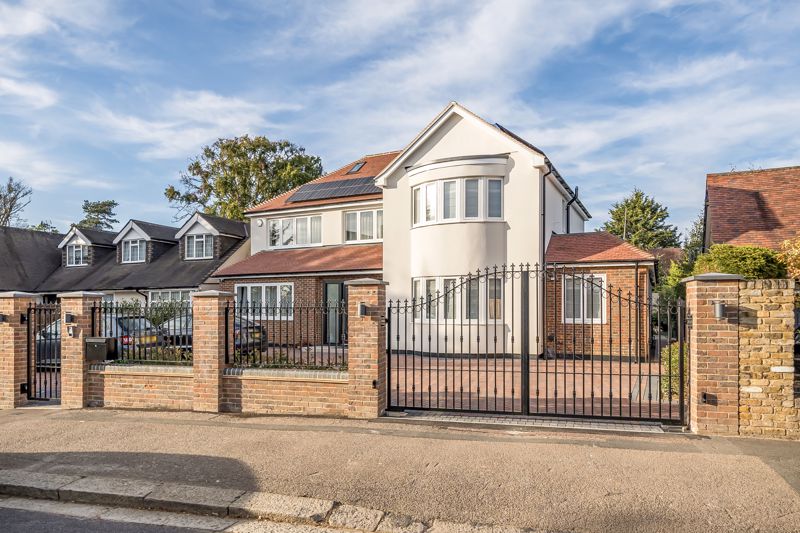 Willenhall Avenue, Barnet