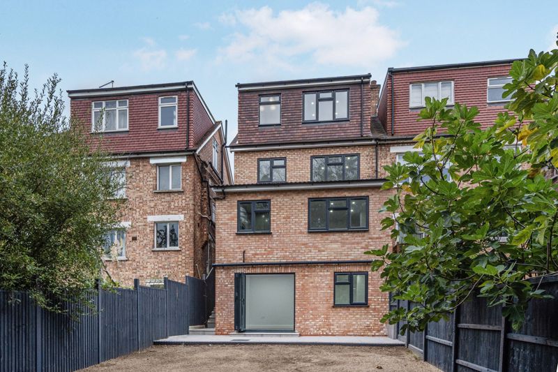 Fernwood Crescent, London