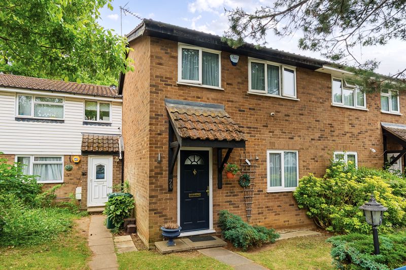 Marshalls Close, London