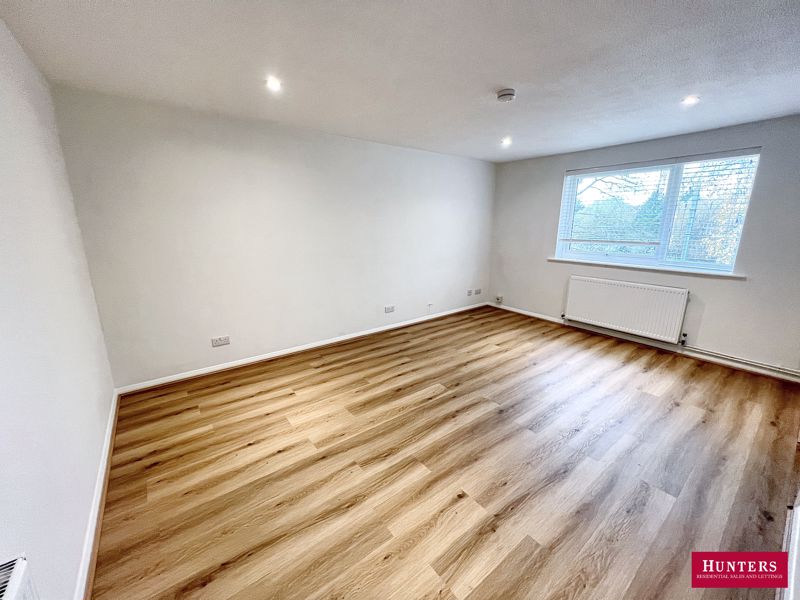 Shurland Avenue, Barnet